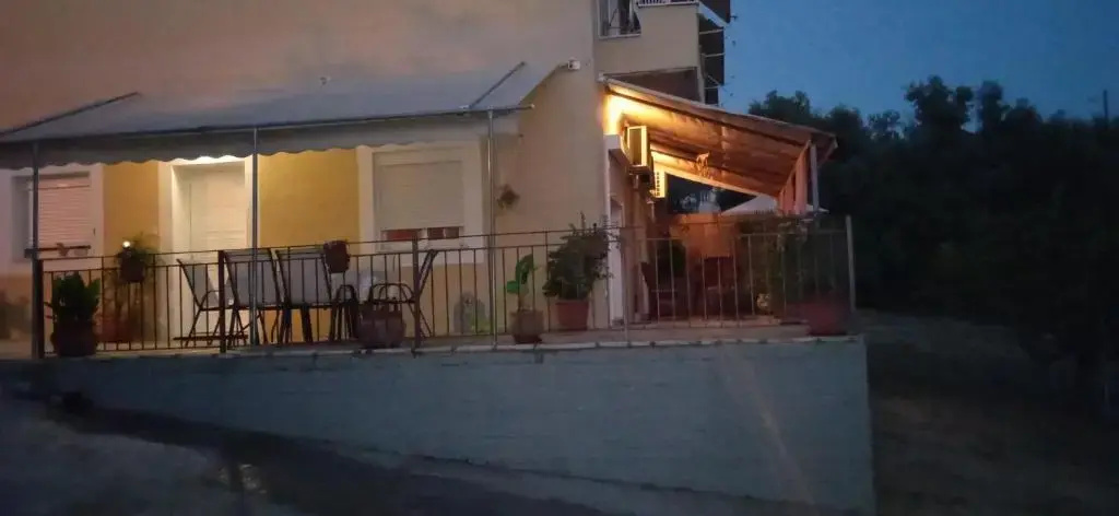 Kate's family house