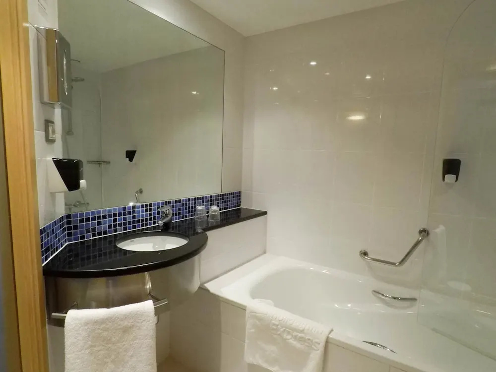 Holiday Inn Express Pamplona by IHG - Chambres