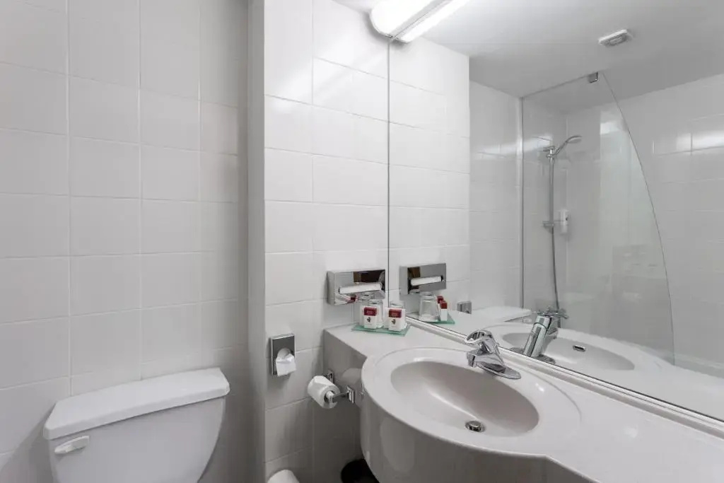 Ramada by Wyndham Bucharest Parc - Chambres