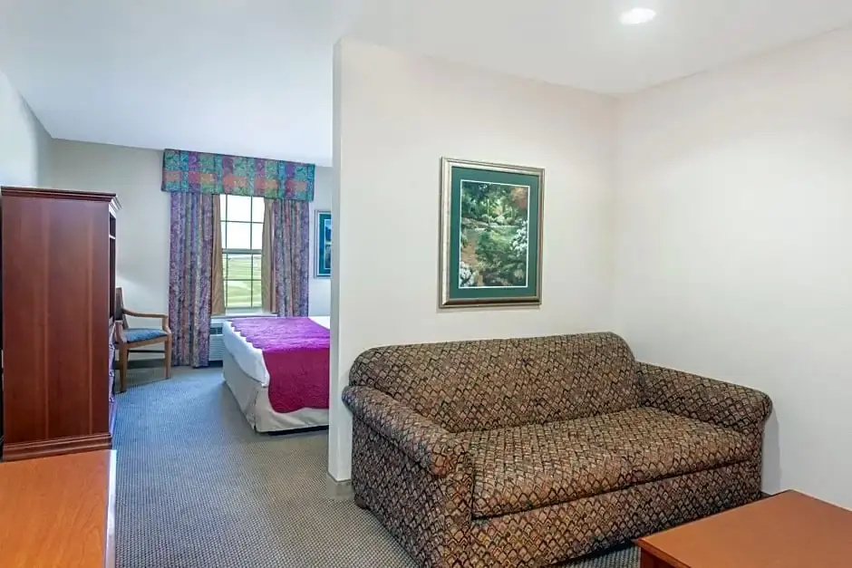 Double Studio (full double bed)