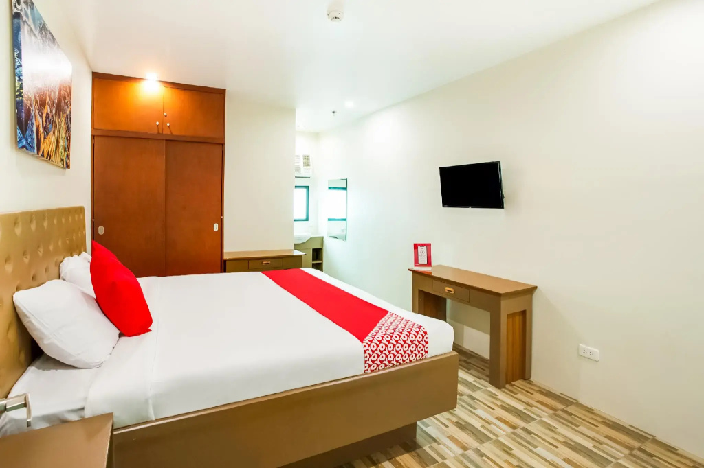 Superior Double room (full double bed)