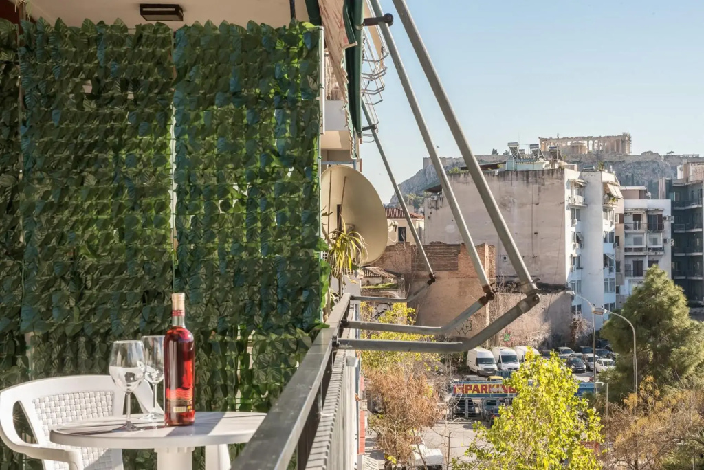 Superb Acropolis view 3bd apt in historical center