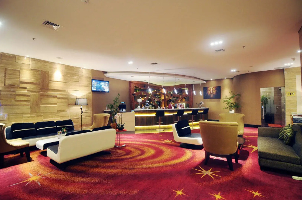 Golden Tulip Galaxy Hotel — фото 2