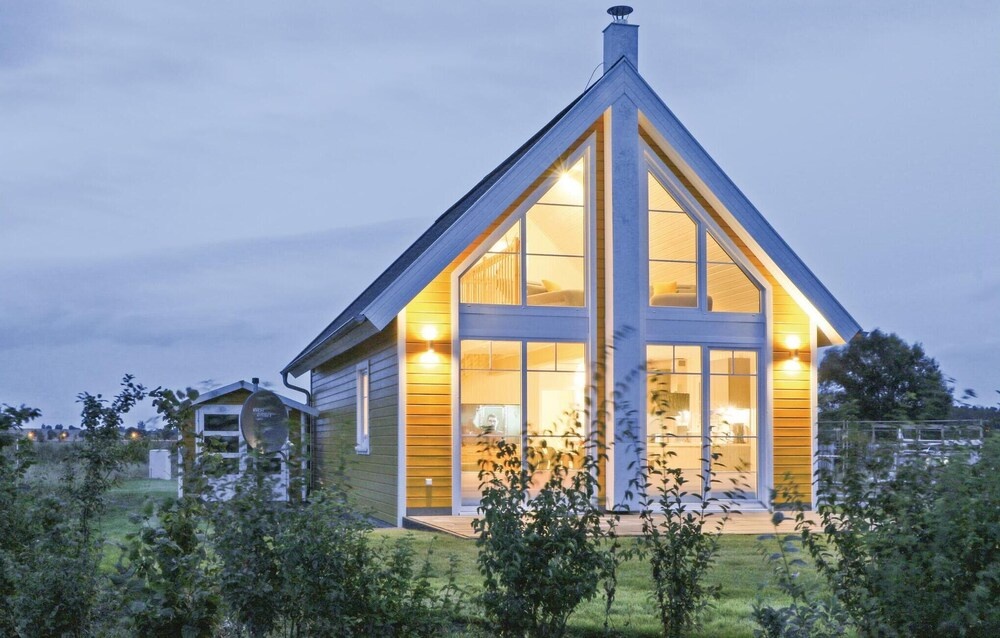 Awesome Home in Zerpenschleuse With 2 Bedrooms