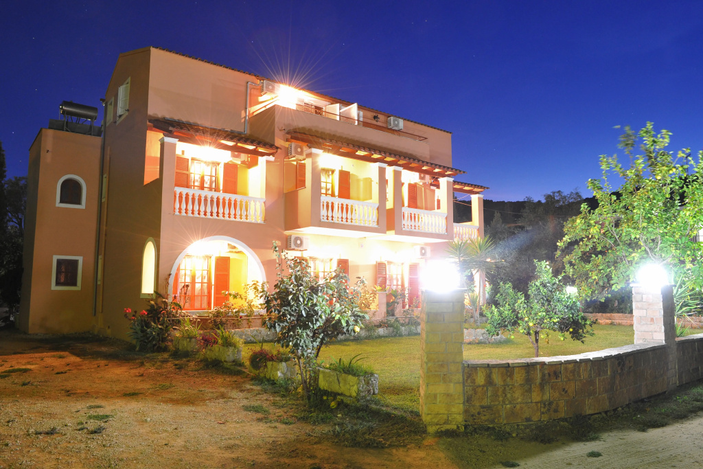 Hotel photo 12