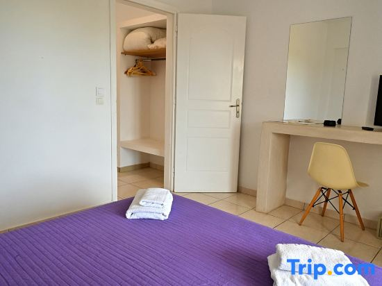 Apartment Sea View BB 3 Guests in a Family Hotel