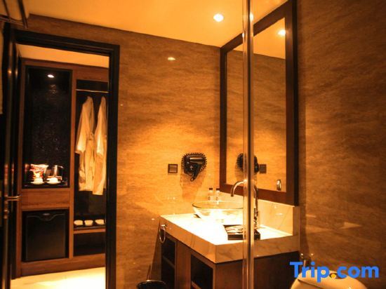 The Nest Hotel Bali