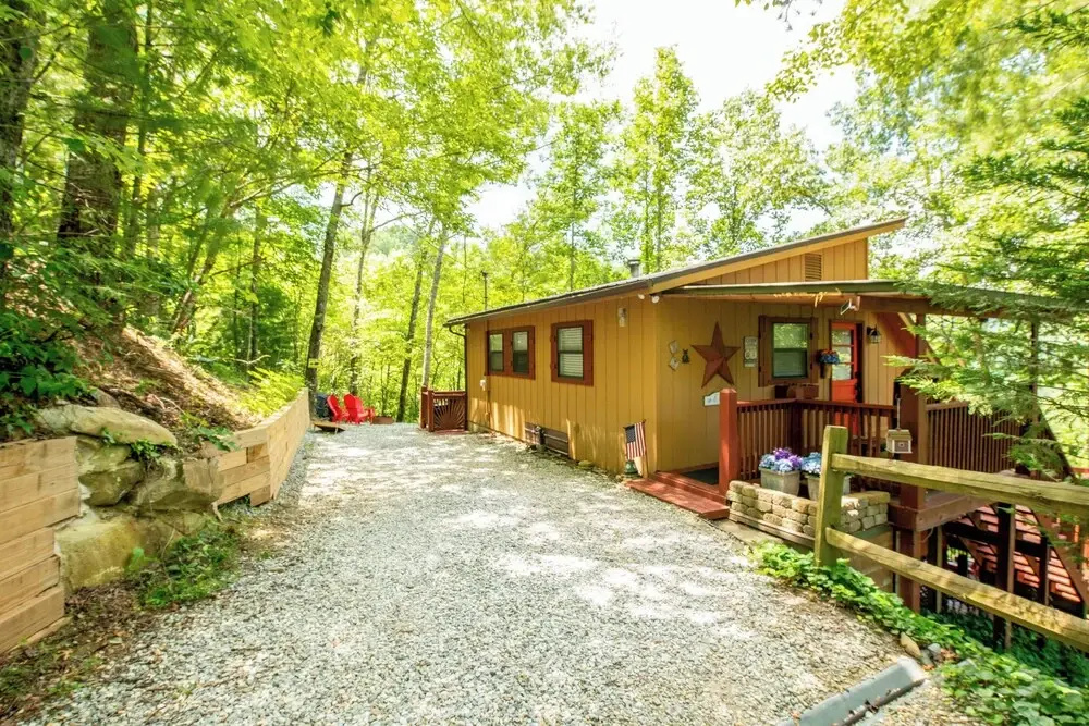Smoky Mtn Cabin Near Bryson City Hot Tub & Views