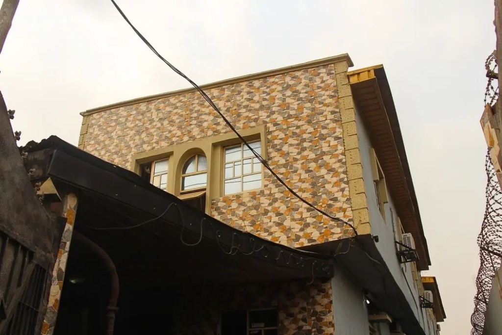 Adesuwa Royal Guest House