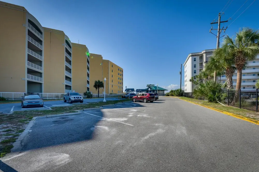 Okaloosa Island Condo Near Boardwalk & Beach!