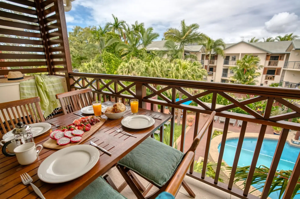 Balcony & Terrace
