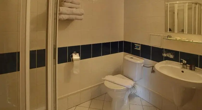 Zámecký hotel Zlatý Orel - Général