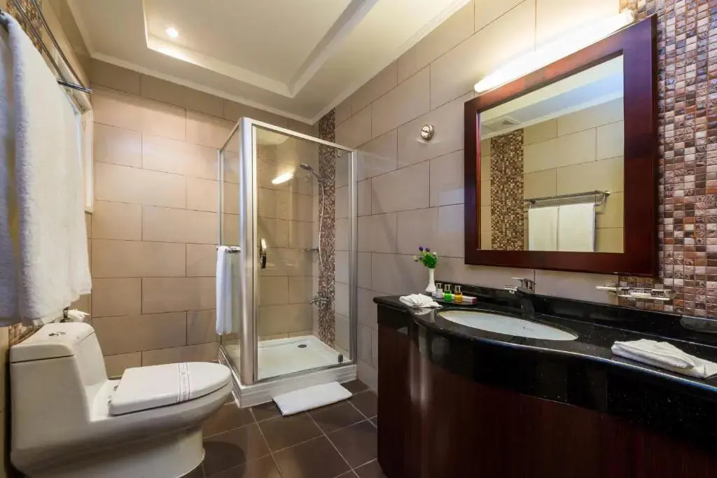 3 Bedrooms Executive Suite