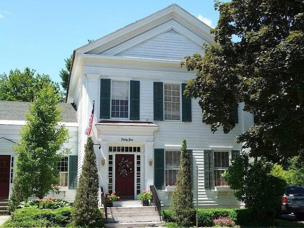 The White House Inn