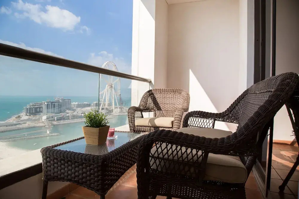 Balcony & Terrace