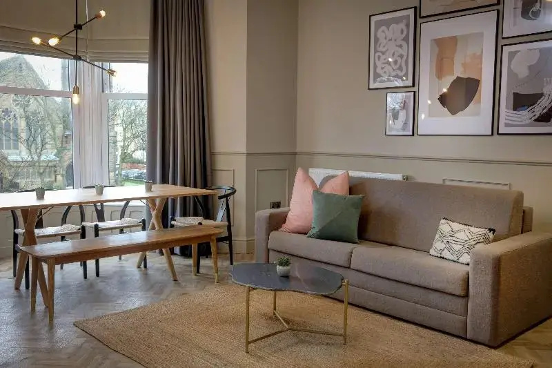 Hy Hotel - Chambres