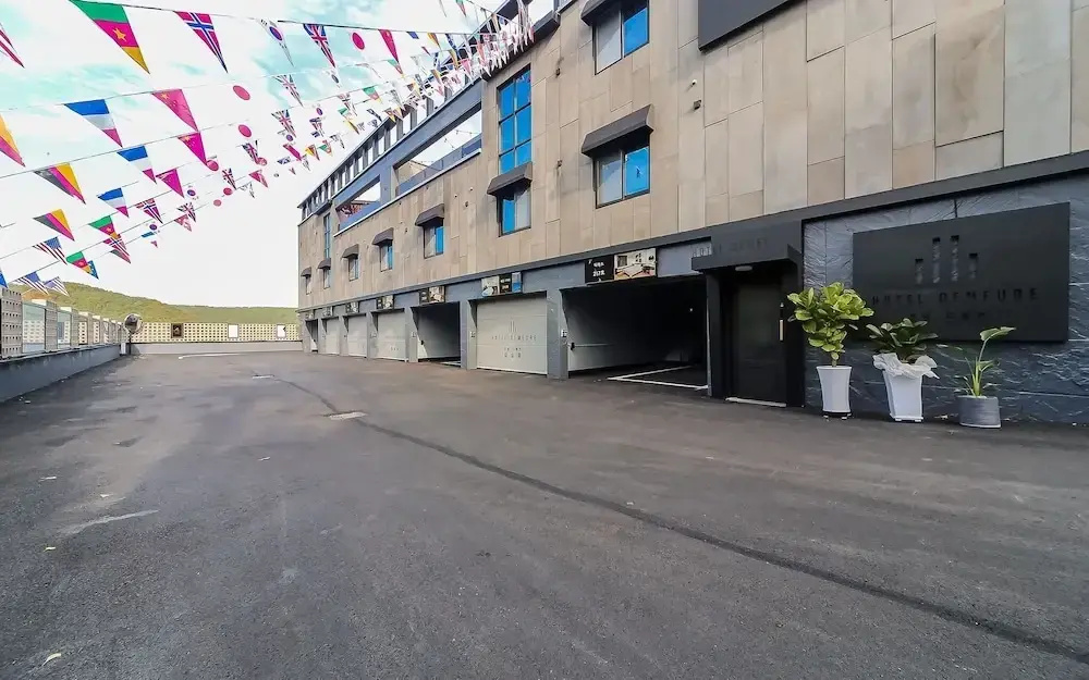 Ulsan Yeongnam Alps Demeure Hotel