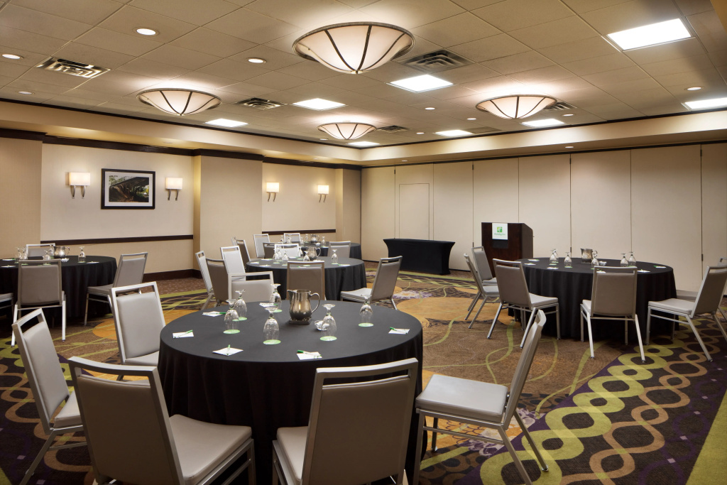 Holiday Inn Clark - Newark Area by IHG - Général