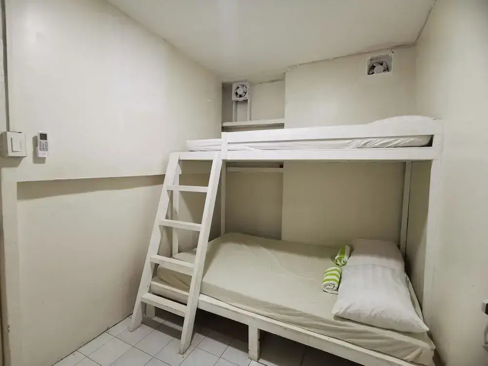 Bed in Dorm (male dorm)