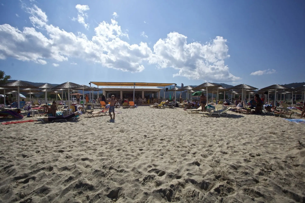 Beach & Waterfront
