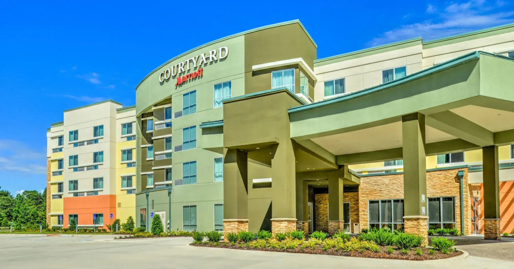 Courtyard Lake Charles