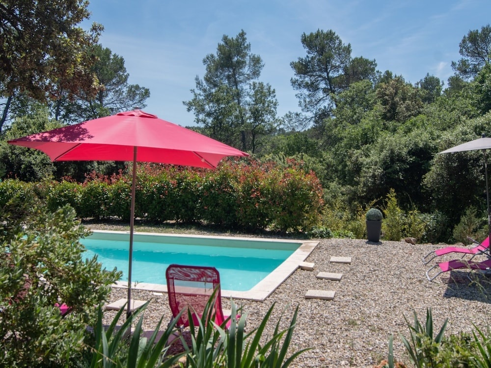 Secluded Villa in Lorgues With Private Pool