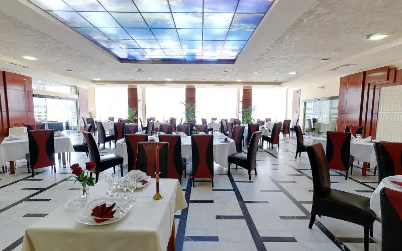 Food & Beverage