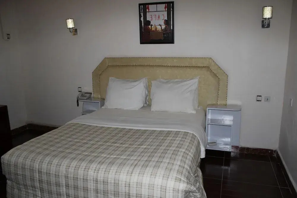 Zambezi Inn Hotel — фото 4