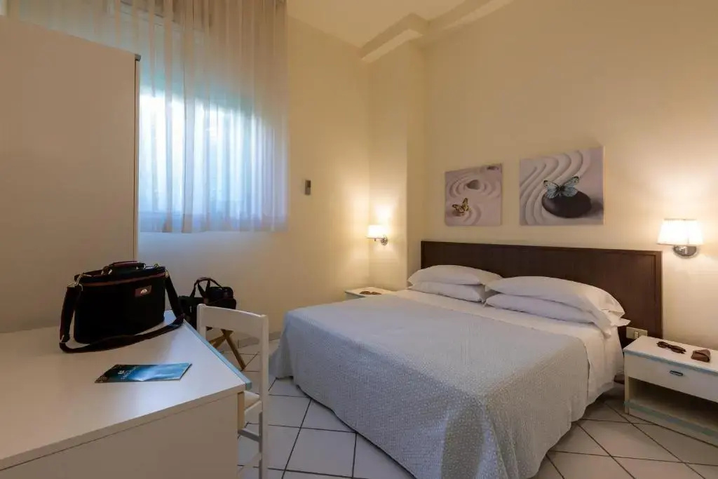 Economy room