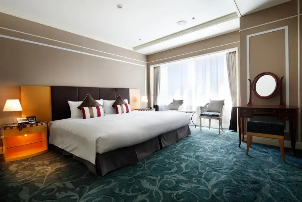 Double Junior Suite (full double bed)