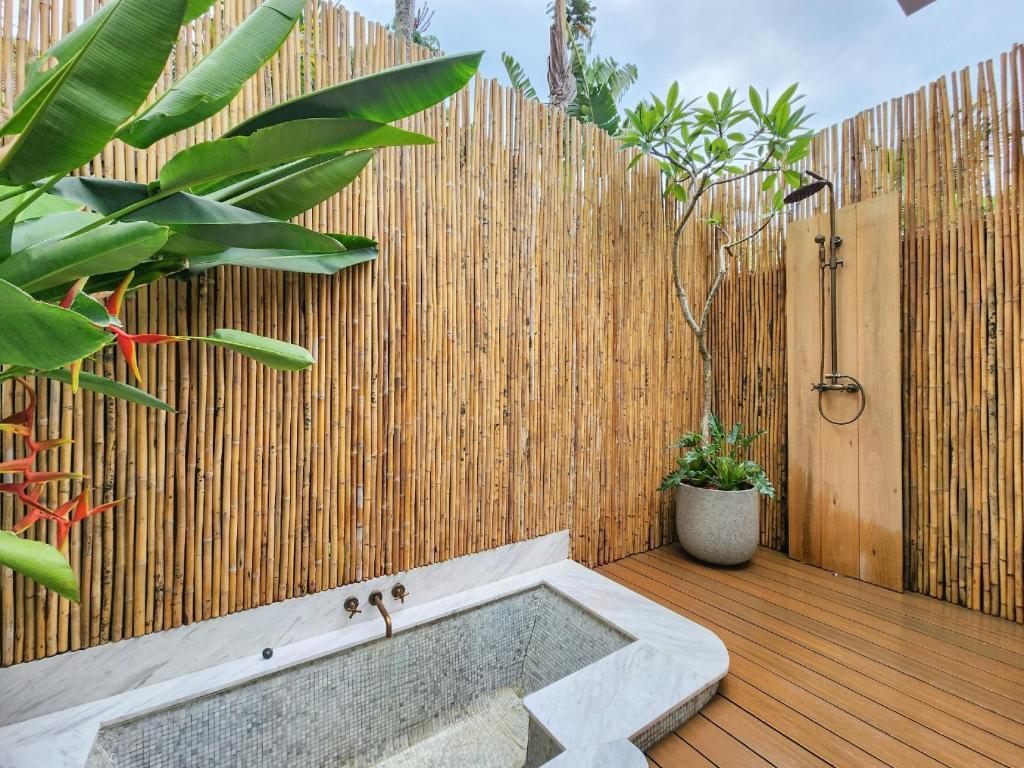 Bandara Resort & Spa