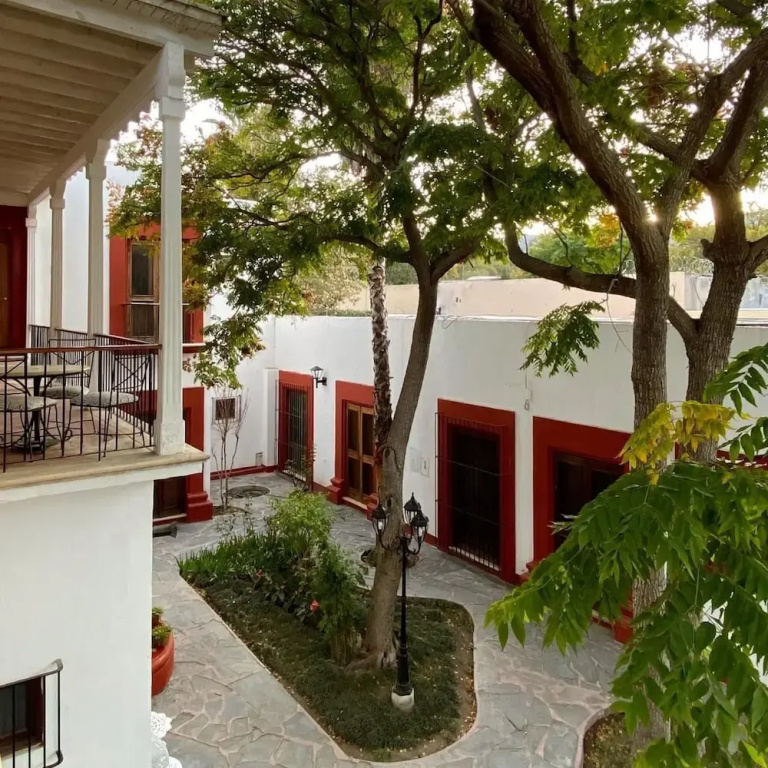Hotel Hostal El Farol - Chambres