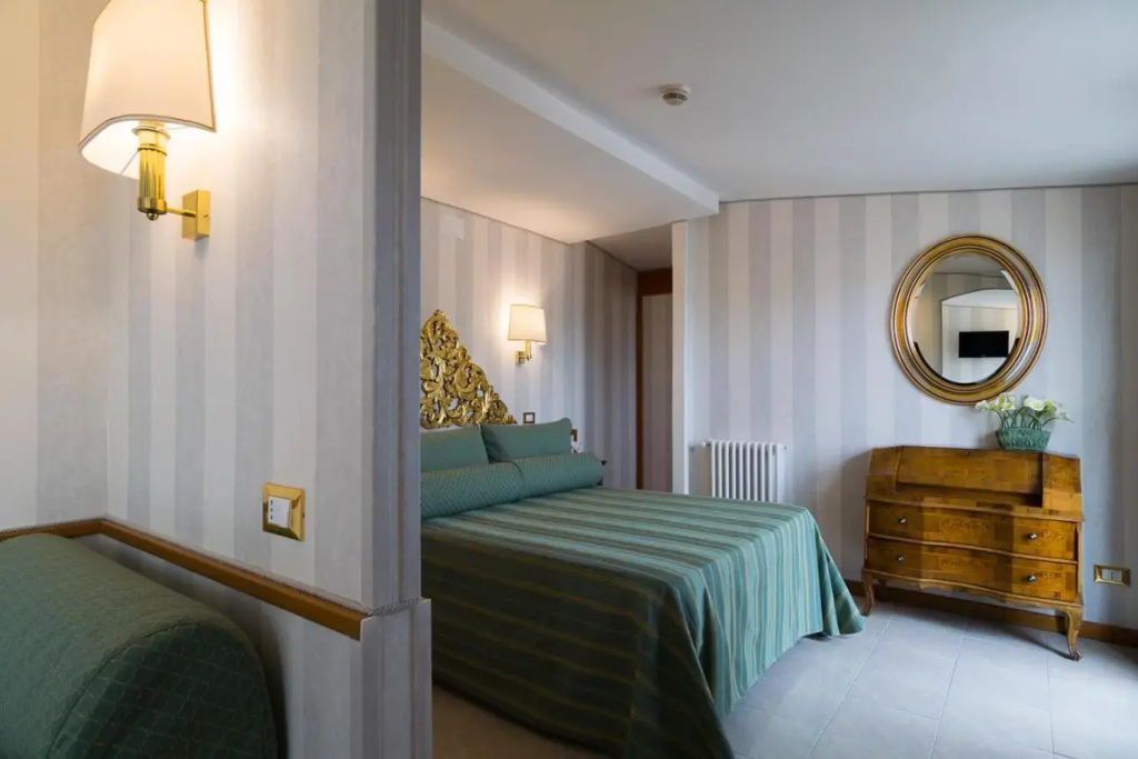 Hotel photo 36