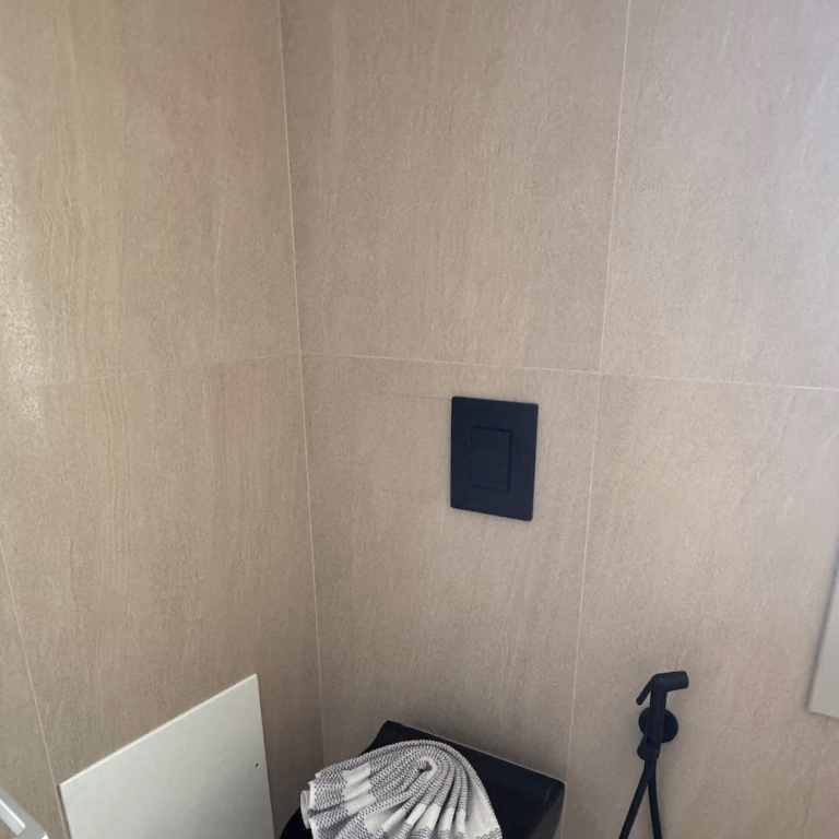 Double Suite with balcony and with city view (full double bed)