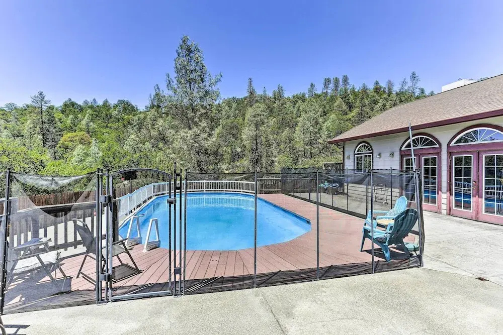 Private Pool & Game Room: Family Weaverville Gem