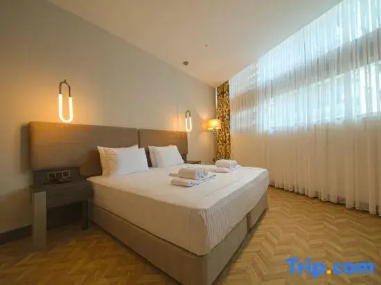 2 Bedrooms Suite