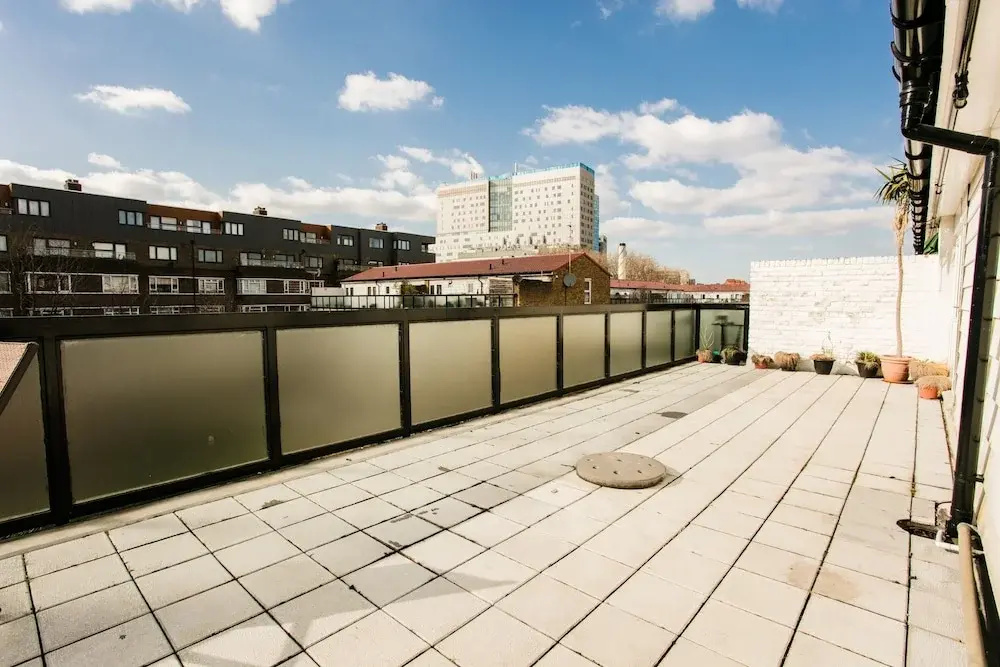 2 Bedroom Flat In Whitechapel