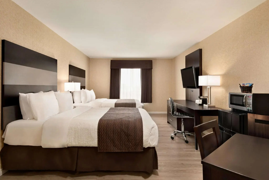Sextuple Suite