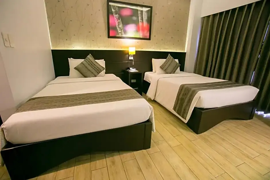 Executive Double room (full double bed)