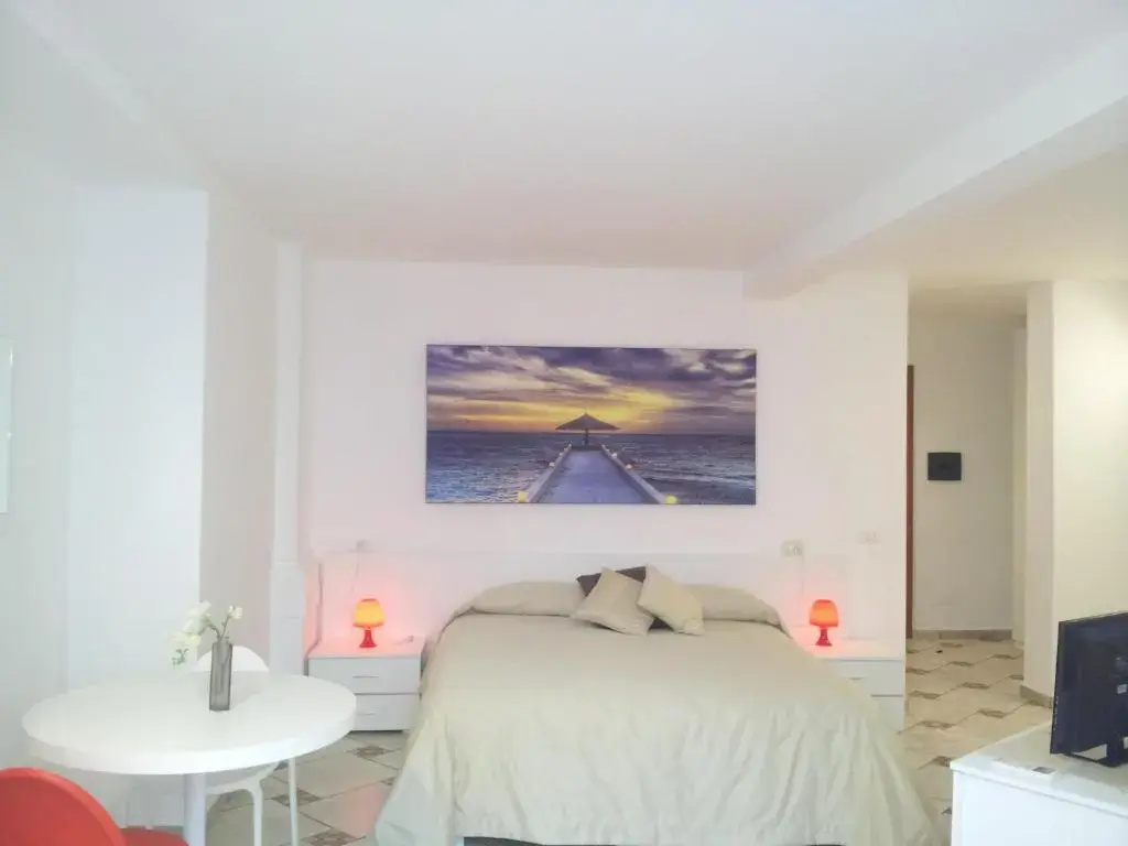 Economy room