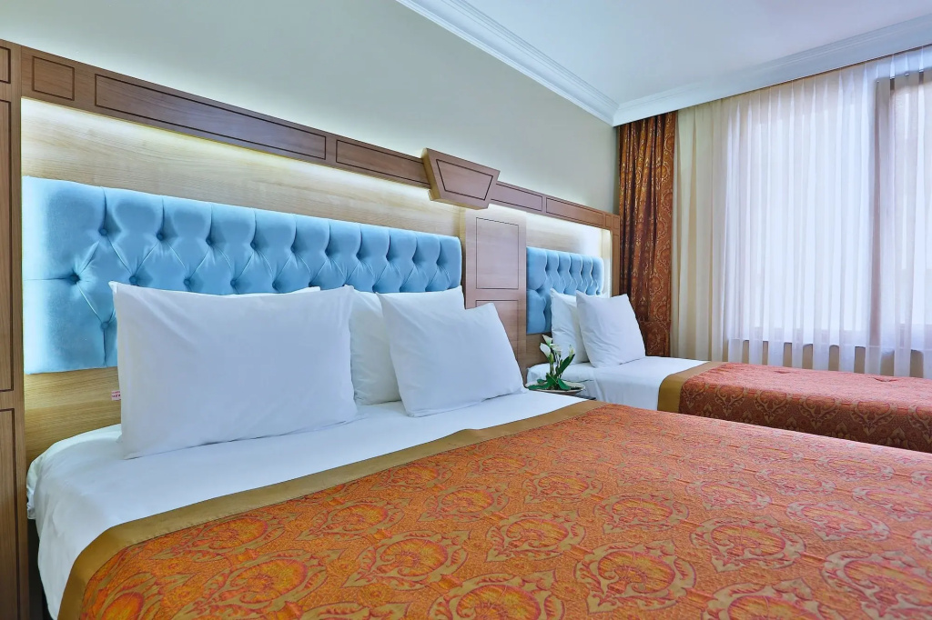 Budo Hotel — фото
