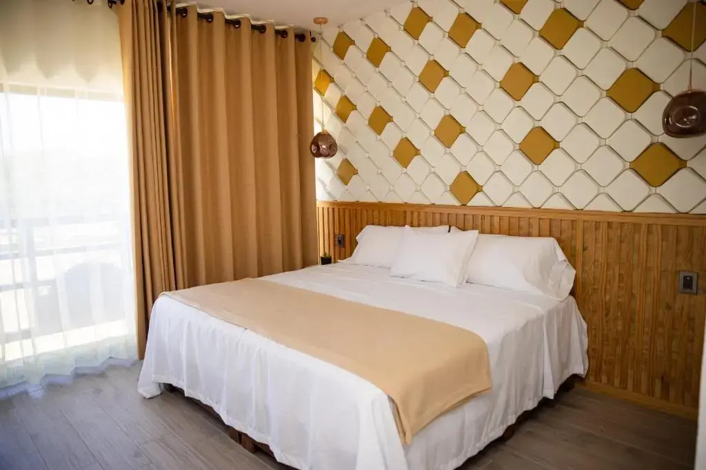 Deluxe Double room with balcony (full double bed)