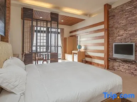 Superior Double room (full double bed)