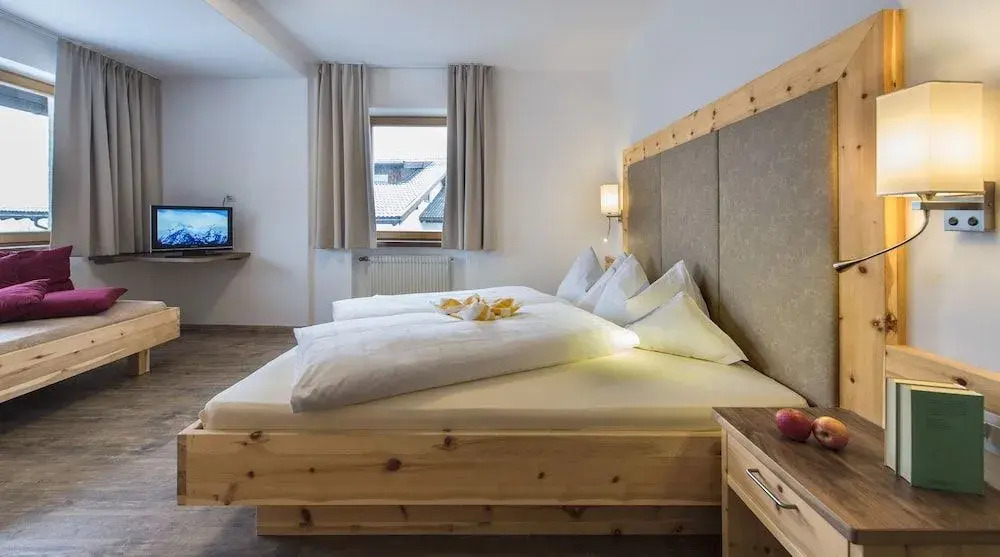 Martina Breakfast Lodge by null