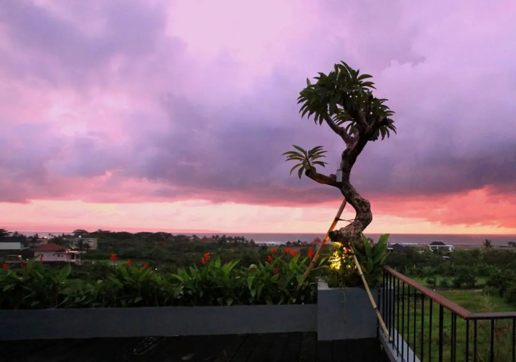 Frii Bali Echo Beach