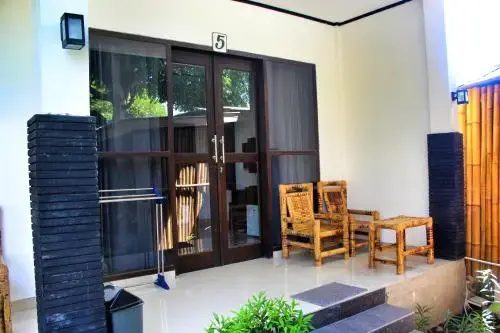 Balcony & Terrace