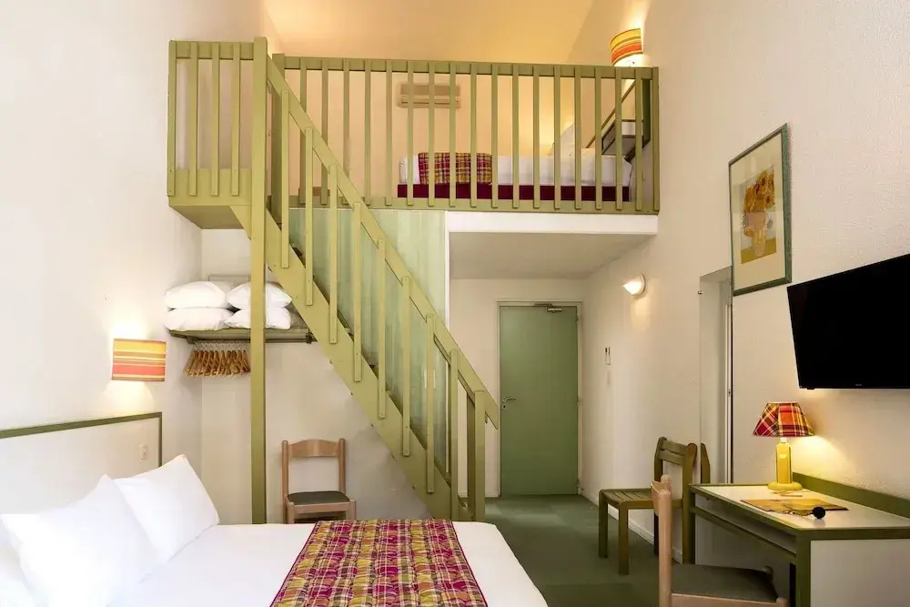 Standard Duplex room