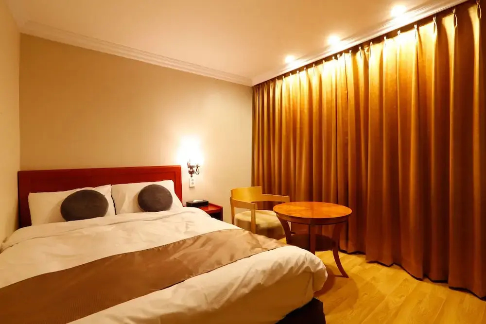 Anmyeondo Plaza Hotel - Chambres