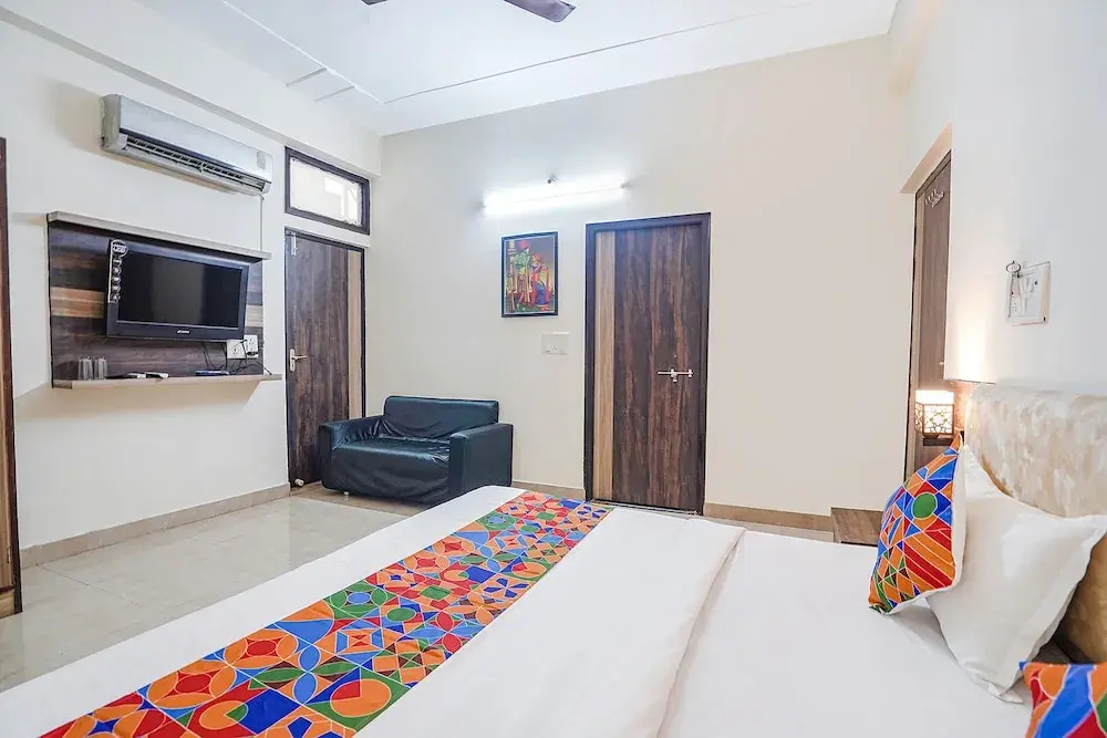 Hotel photo 11