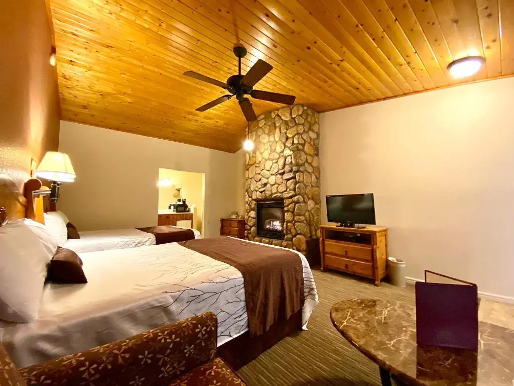 Deluxe Quadruple room
